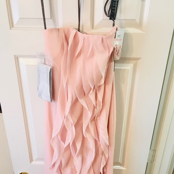 Bridal Dress - Picture 2 of 7